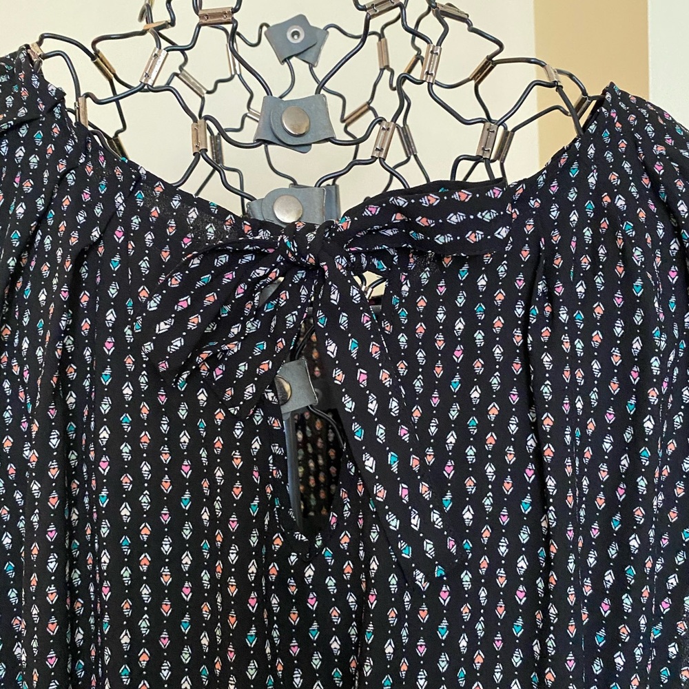 LC Lauren Conrad  Pleated Neck Heart Printed Shift Dress Size XXL Black Multi - Picture 6 of 7